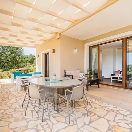 Antinoti Villa Agia Aikaterini (Corfu)