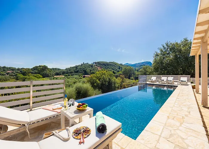 Antinoti Villa