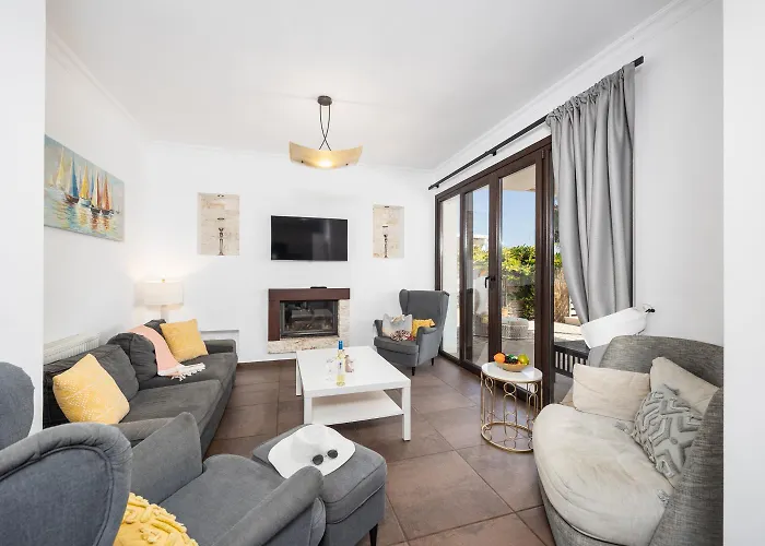 Antinoti Villa Agia Aikaterini (Corfu)