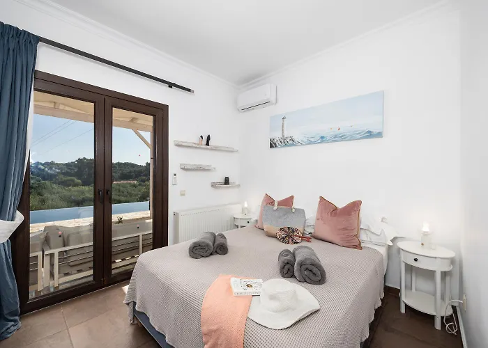Antinoti Agia Aikaterini (Corfu)