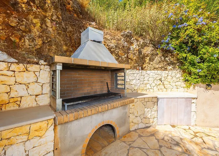 Antinoti Villa Agia Aikaterini (Corfu)